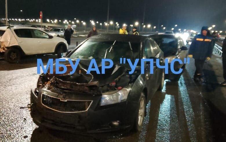 Фото: авария на М-4 // кадр из ТГ-канала "МБУ АР "УПЧС" (112 Аксайского района)"