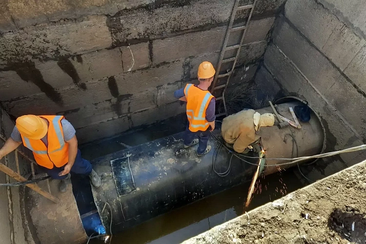 Фото: отключение воды // кадр из публикаций 1rnd