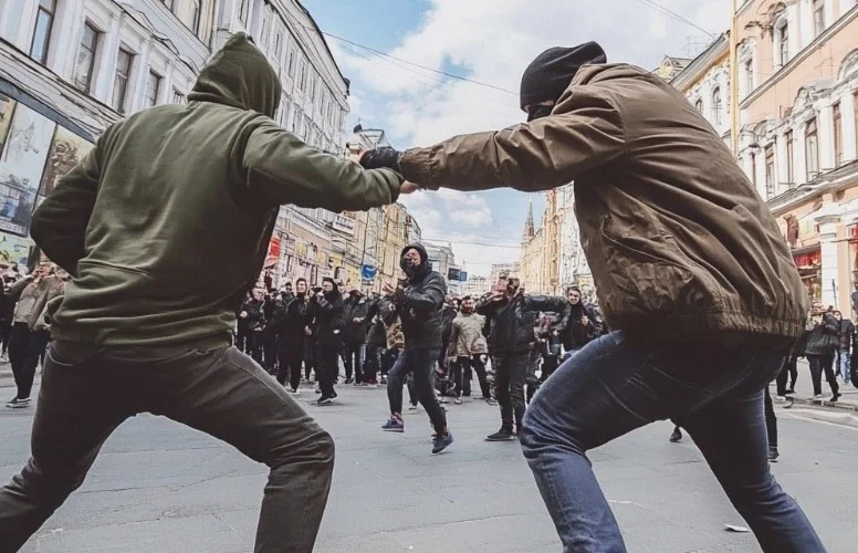 Массовая драка в Ростове парализовала движение на Табачке