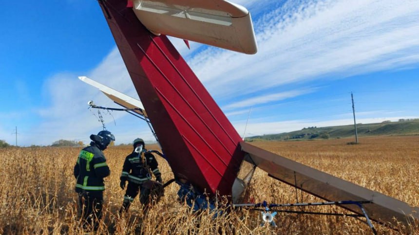 Фото: вынужденная посадка самолёта в Донском, кадр ТГ Чё по Ростову Фото: вынужденная посадка самолёта в Донском, кадр ТГ Чё по Ростову