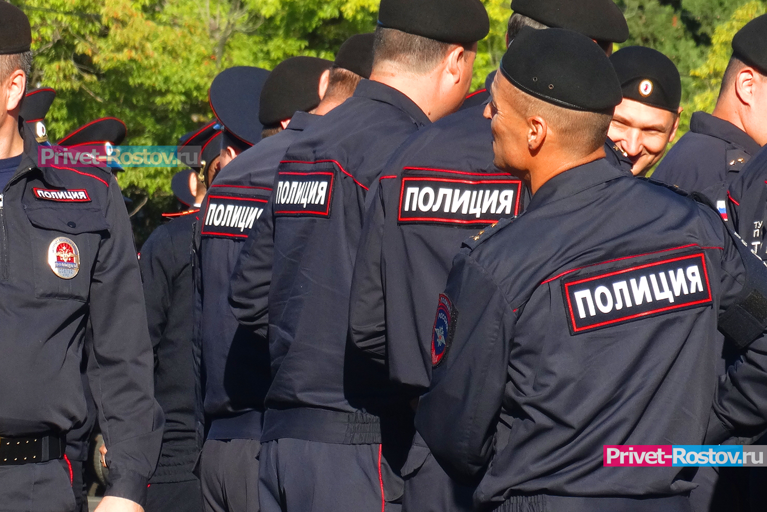 Полиции в России разрешили вскрывать машины и оцеплять жилые дома