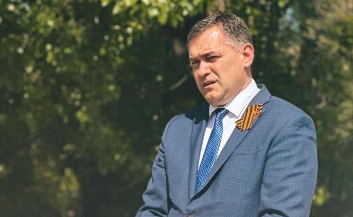 Фото: сити-менеджер Новочеркасска Юрий Лысенко, кадр ТГ Фото: сити-менеджер Новочеркасска Юрий Лысенко, кадр ТГ