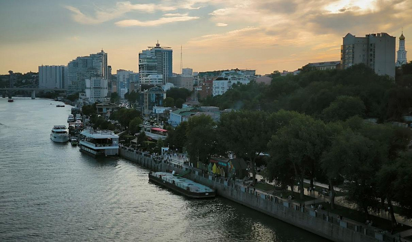 Фото: набережная Дона в Ростове, кадр 1rnd Фото: набережная Дона в Ростове, кадр 1rnd