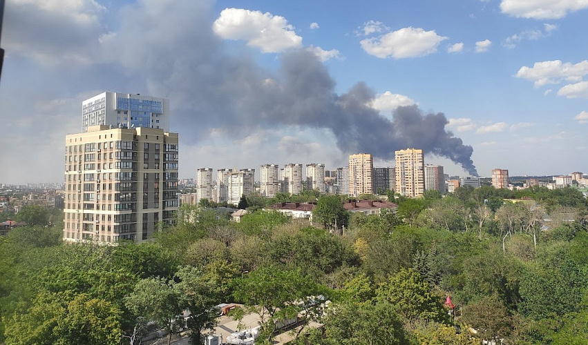 Фото: пожар на Орской, кадр 1rnd Фото: пожар на Орской, кадр 1rnd