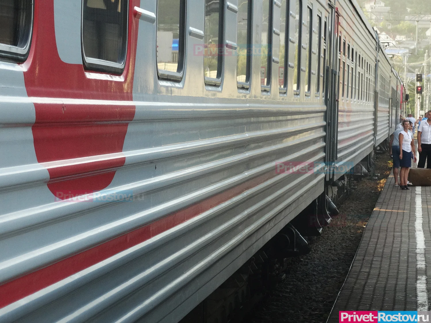 Поезда в Ростовской области задержались на несколько часов из-за атаки БПЛА