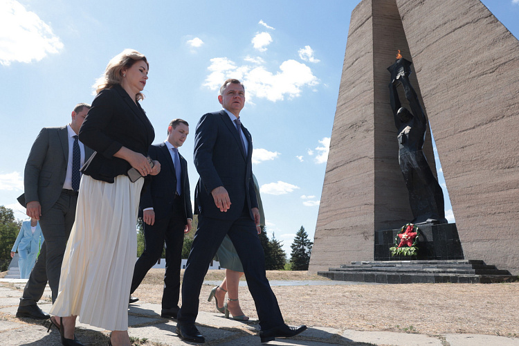 Фото: пресс-служба правительства РО Фото: пресс-служба правительства РО